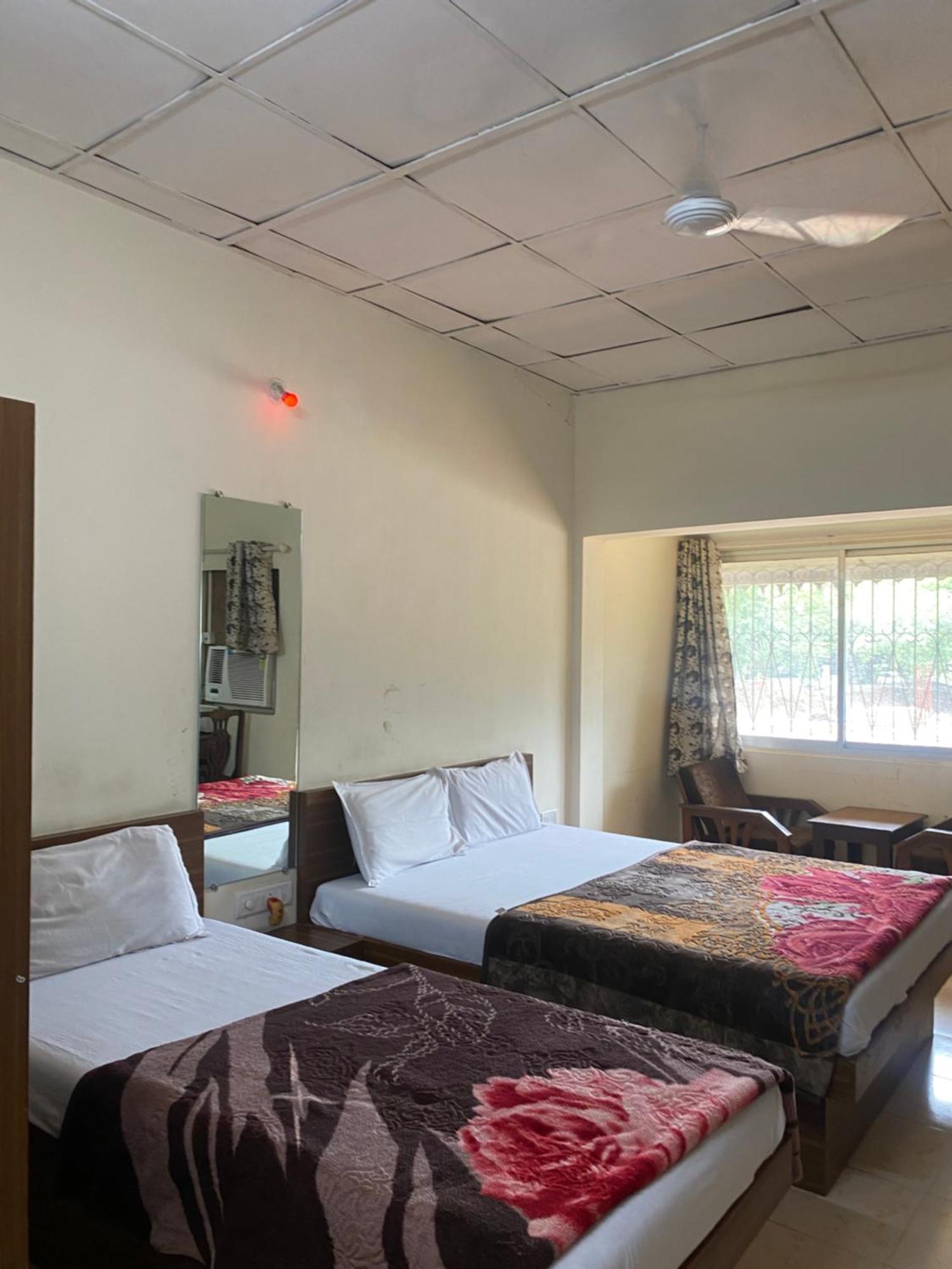 Jewel Resort โลนาวาลา ภายนอก รูปภาพ