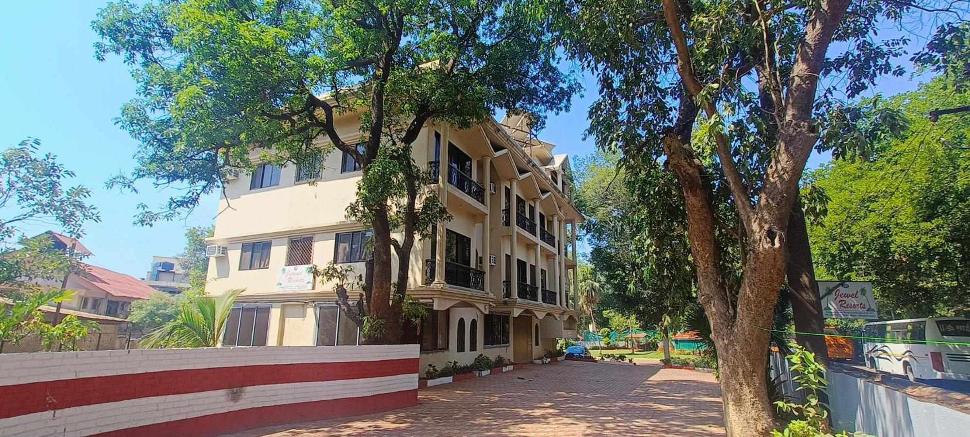 Jewel Resort โลนาวาลา ภายนอก รูปภาพ